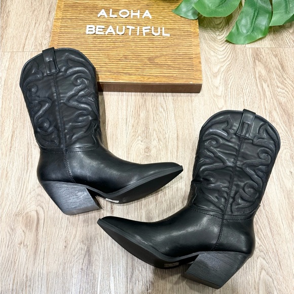 NIB Beast Lainey Cowgirl Boots - Picture 4 of 11